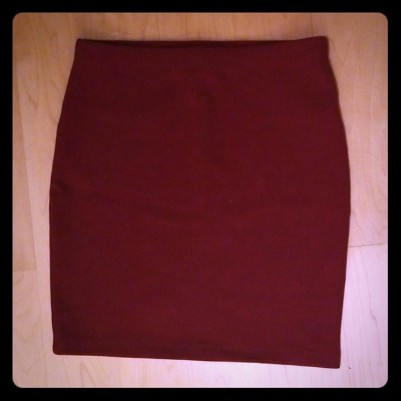Forever 21 Dresses & Skirts - (2 for $10) Red bodycon mini skirt